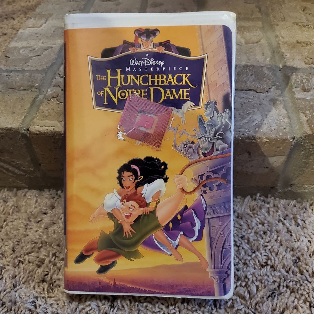 🛍The Hunchback of Notre Dame VHS Walt Disney Masterpiece Collection
